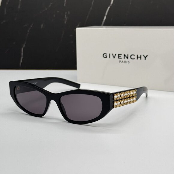NEW GV40078I 01A GIVENCHY WOMEN SUNGLASSES BLACK CAT EYE EYEWEAR GIVENCHY - Picture 1 of 9